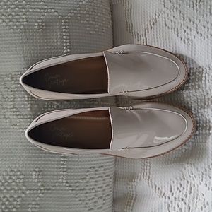 Loafers crown vintage never worn size 8